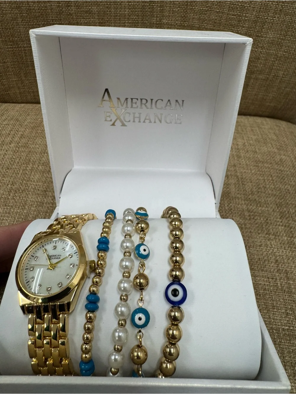 American Exchange Women’s Analog Gold Tone Bracelet Watch White Dial Box Set